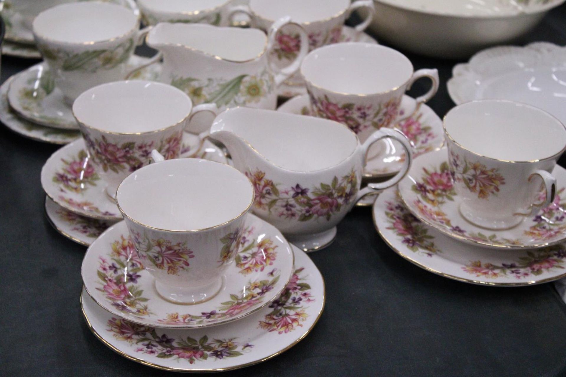 A QUANTITY OF CHINA CUPS, SAUCERS, SIDE PLATES AND CREAM JUGS BY COLCLOUGH AND DUCHESS - Image 2 of 6