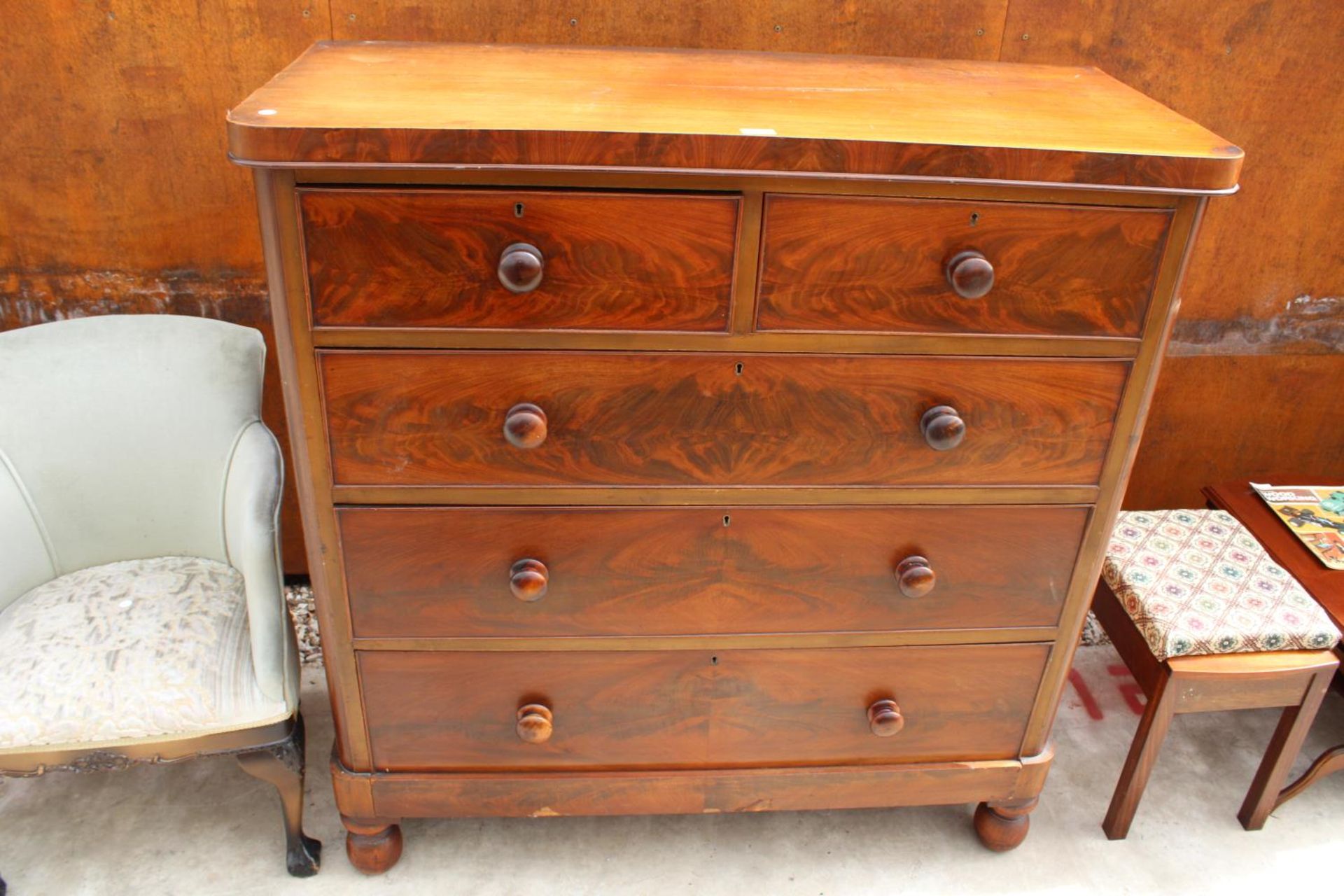 A VICTORIAN MAHOGANY CHEST OF 2 SHORT AND 3 LONG DRAWERS, 48" WIDE