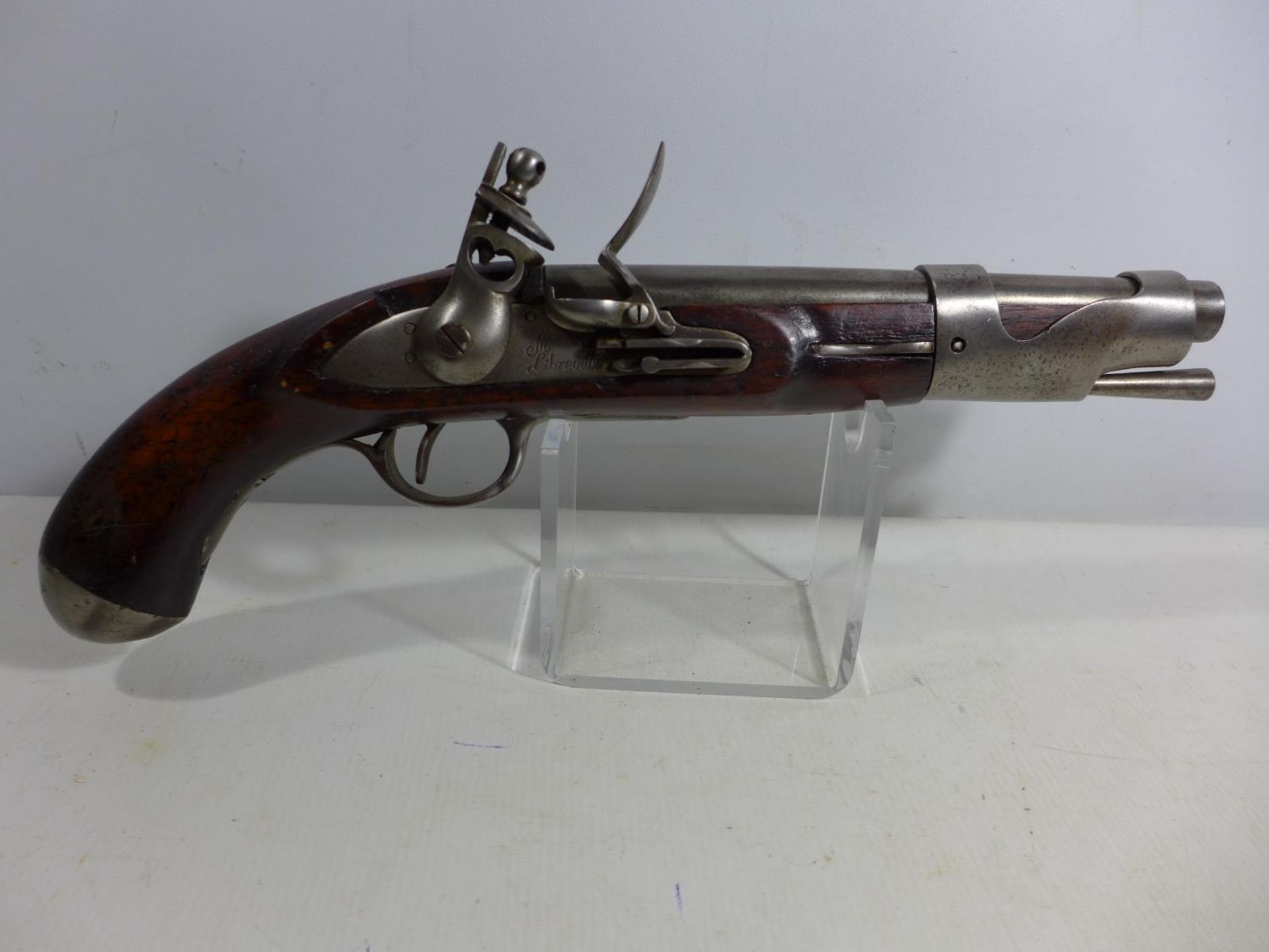 A REPLICA NON FIRING FRENCH FLINTLOCK PISTOL, 23CM BARREL, LENGTH 42CM