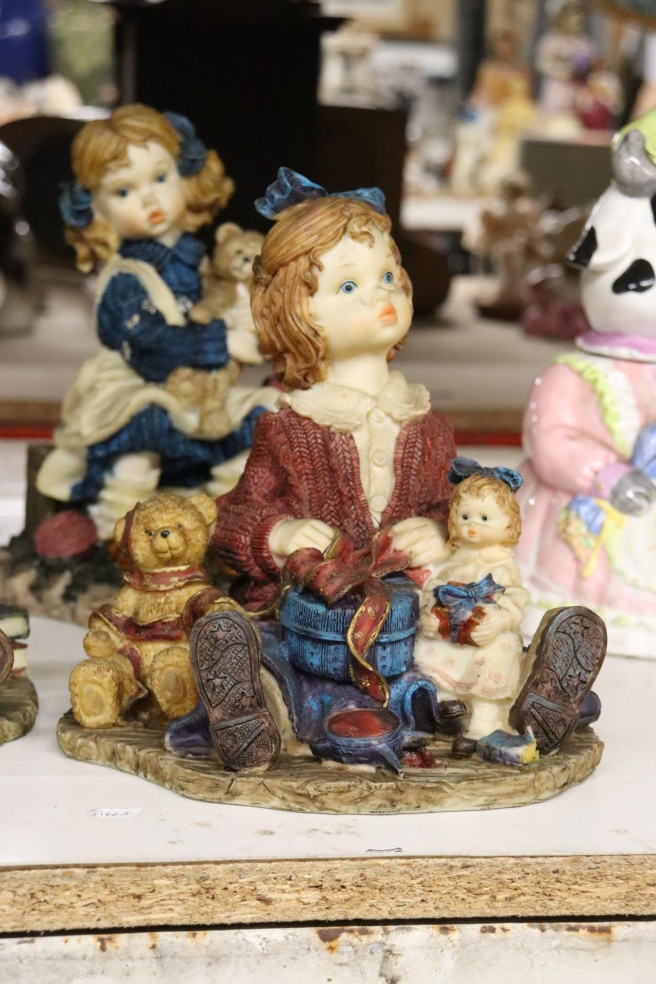 FOUR "BOYDS YESTERDAYS CHILD" DOLLSTONE COLLECTION STYLE FIGURES - Image 3 of 5