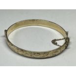 A 9A CARAT GOLD PLATED BANGLE