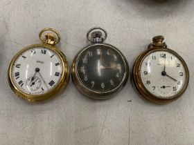 THREE POCKET WATCHES TO INCLUDE A VINTAGE SMITHS AND INGERSOLL PLUS A MODERN SMITHS