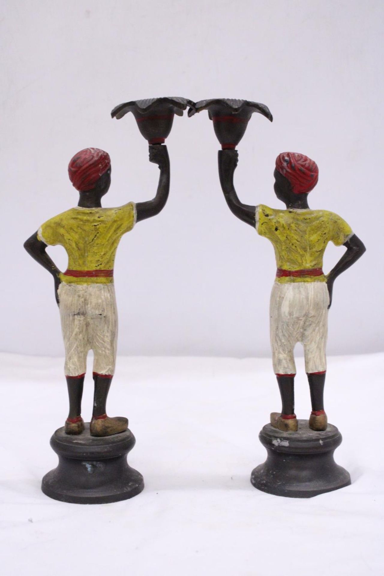 A PAIR OF 19TH CENTURY AUSTRIAN COLD PAINTED BRONZE BLACK A MOOR BOYS CANDLESTICKS - Image 4 of 5