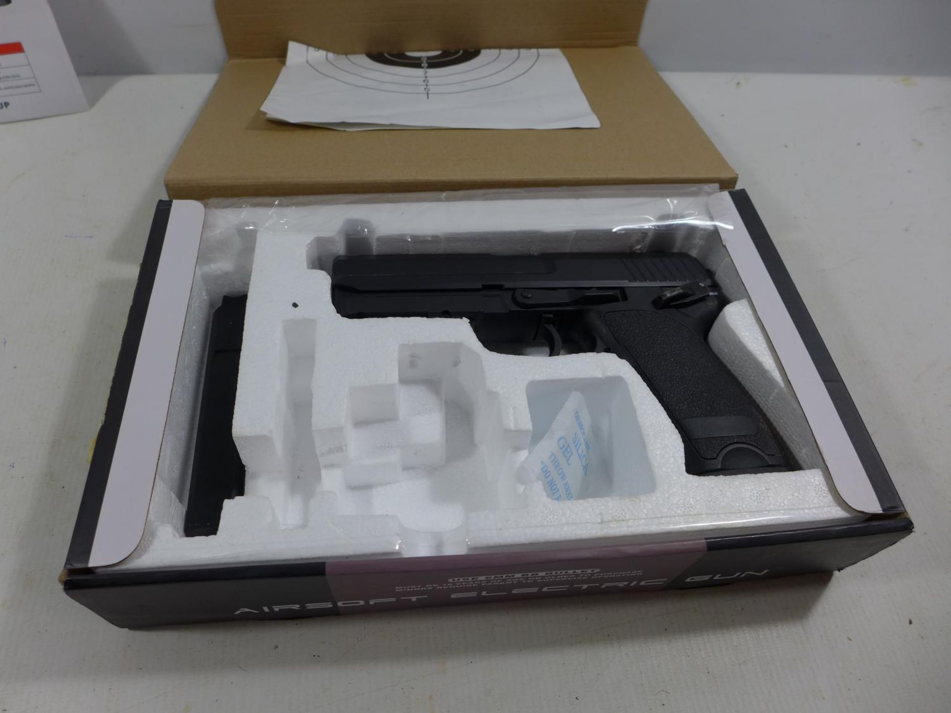 A BOXED AS NEW CM125 AIRSOFT 6MM ELECTRIC BB PISTOL LENGTH 20CM - Image 4 of 4