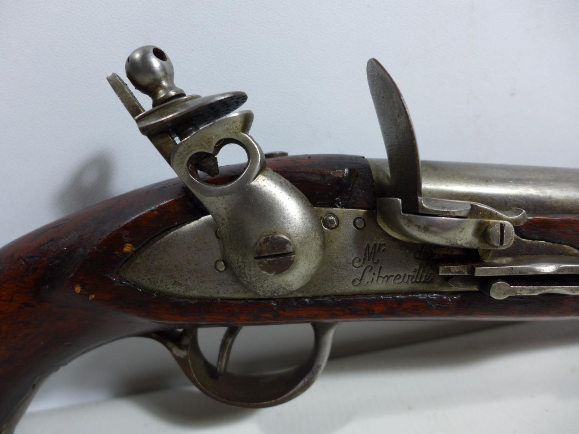 A REPLICA NON FIRING FRENCH FLINTLOCK PISTOL, 23CM BARREL, LENGTH 42CM - Image 4 of 6