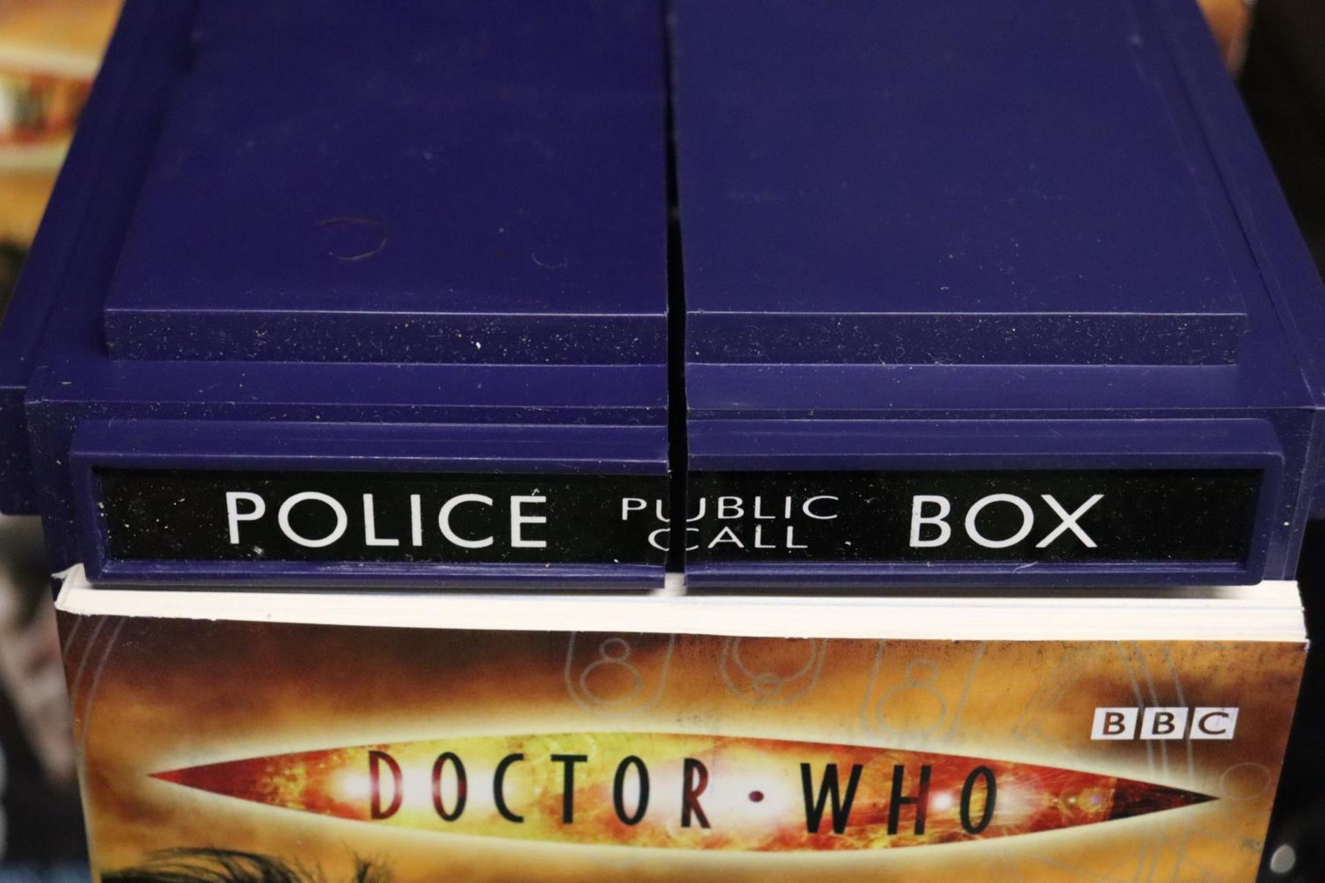 FIVE DR WHO, 'TARDIS' TRADING CARD BOXES WITH QUIZ BOOKS - Image 5 of 5
