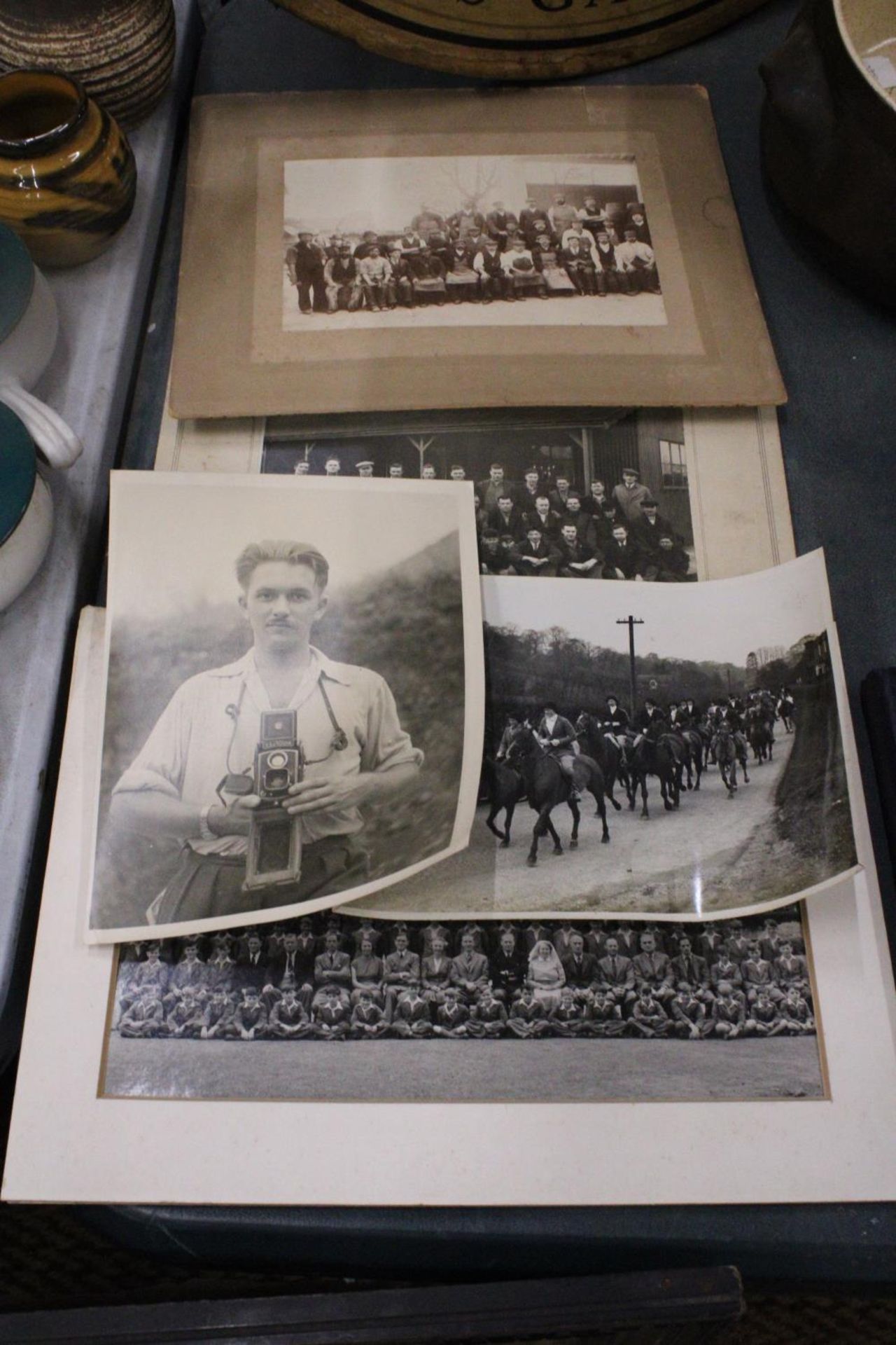 A COLLECTION OF VINTAGE PHOTOGRAPHS - FIVE IN TOTAL