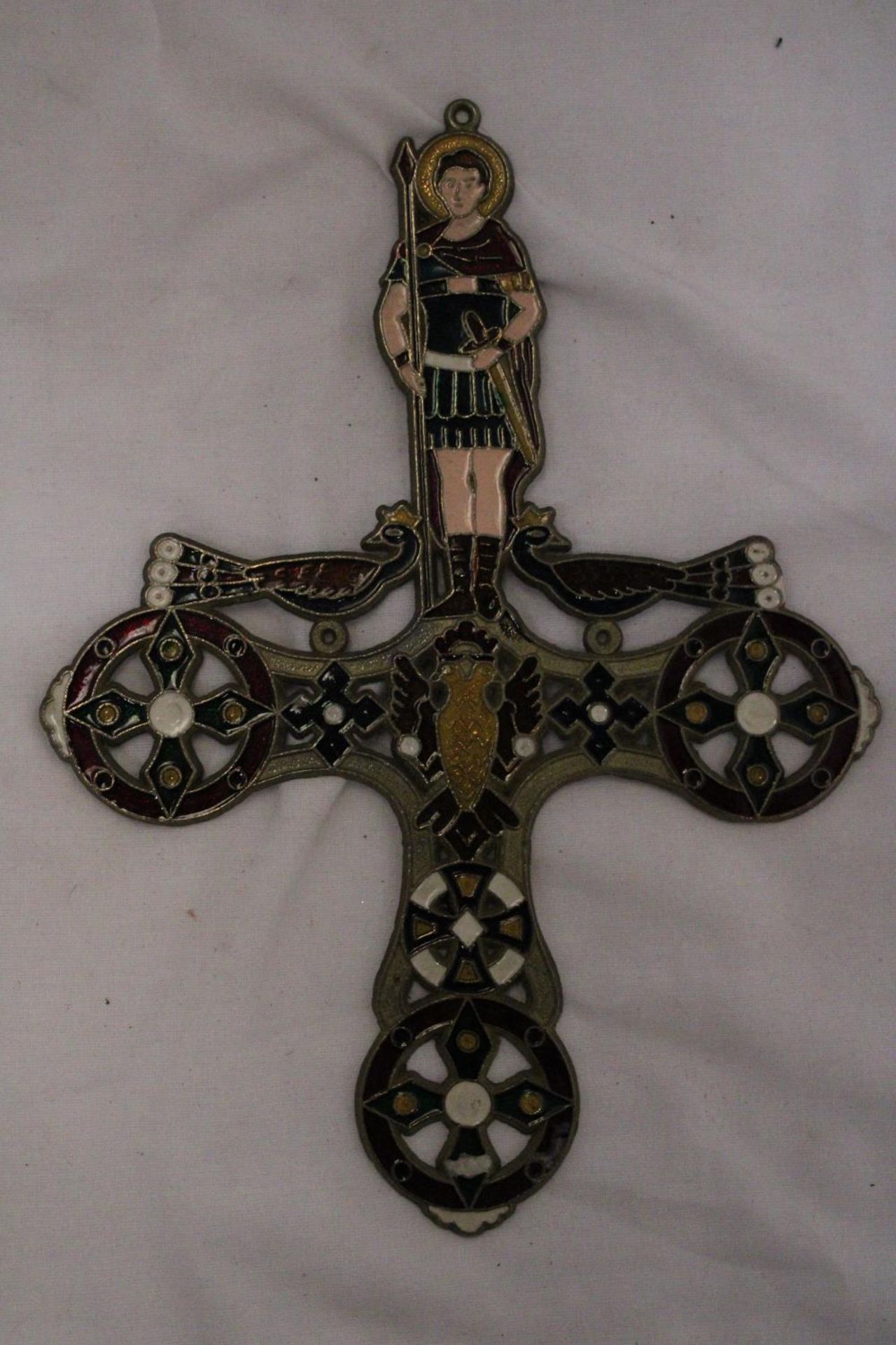 A BRONZE GREEK WALL HANGING ICON WITH ENAMELLED FRONTAGE - Image 2 of 4