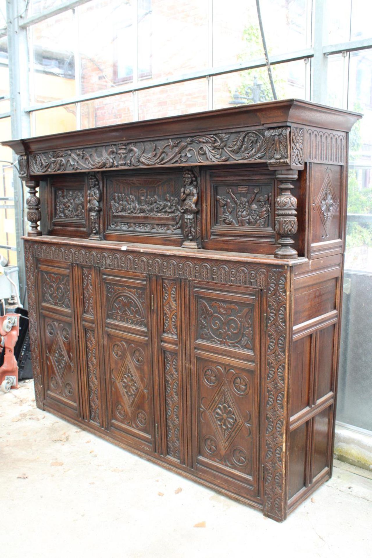 AN OAK GEORGE III STYLE COURT CUPBOARD WITH CARVED PANELS, THREE DEPICTING THE BIRTH AND - Bild 3 aus 13