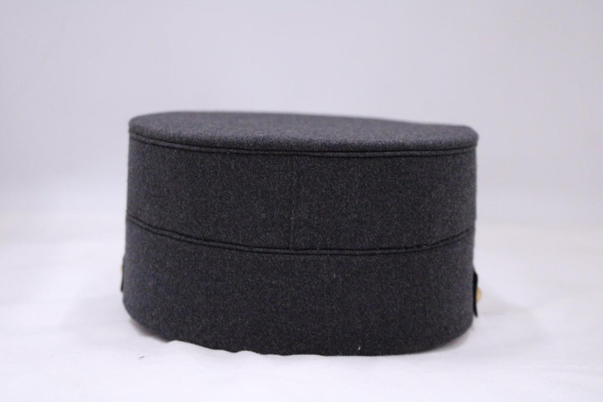 A VBZ KEPI - IN GOOD CONDITION - Bild 3 aus 5