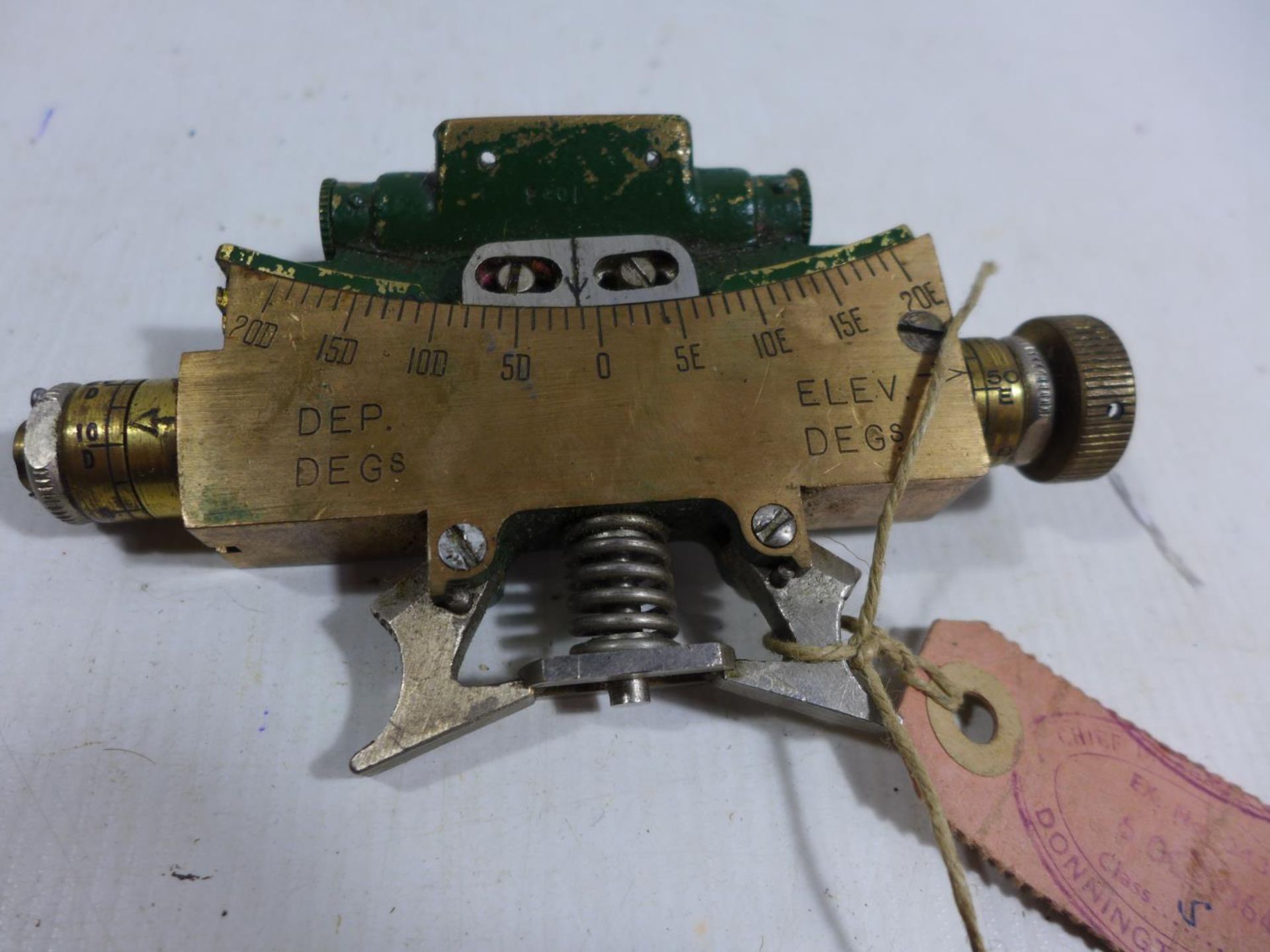 A CLINOMETER SIGHT MARK IV DATED 1945 - Image 2 of 4
