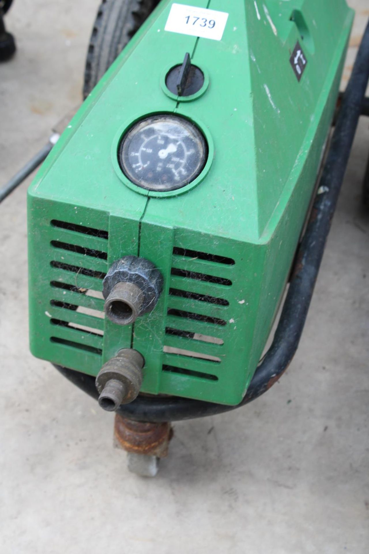 A GERNI ELECTRIC PRESSURE WASHER ON TWO WHEELED BASE - Image 2 of 3