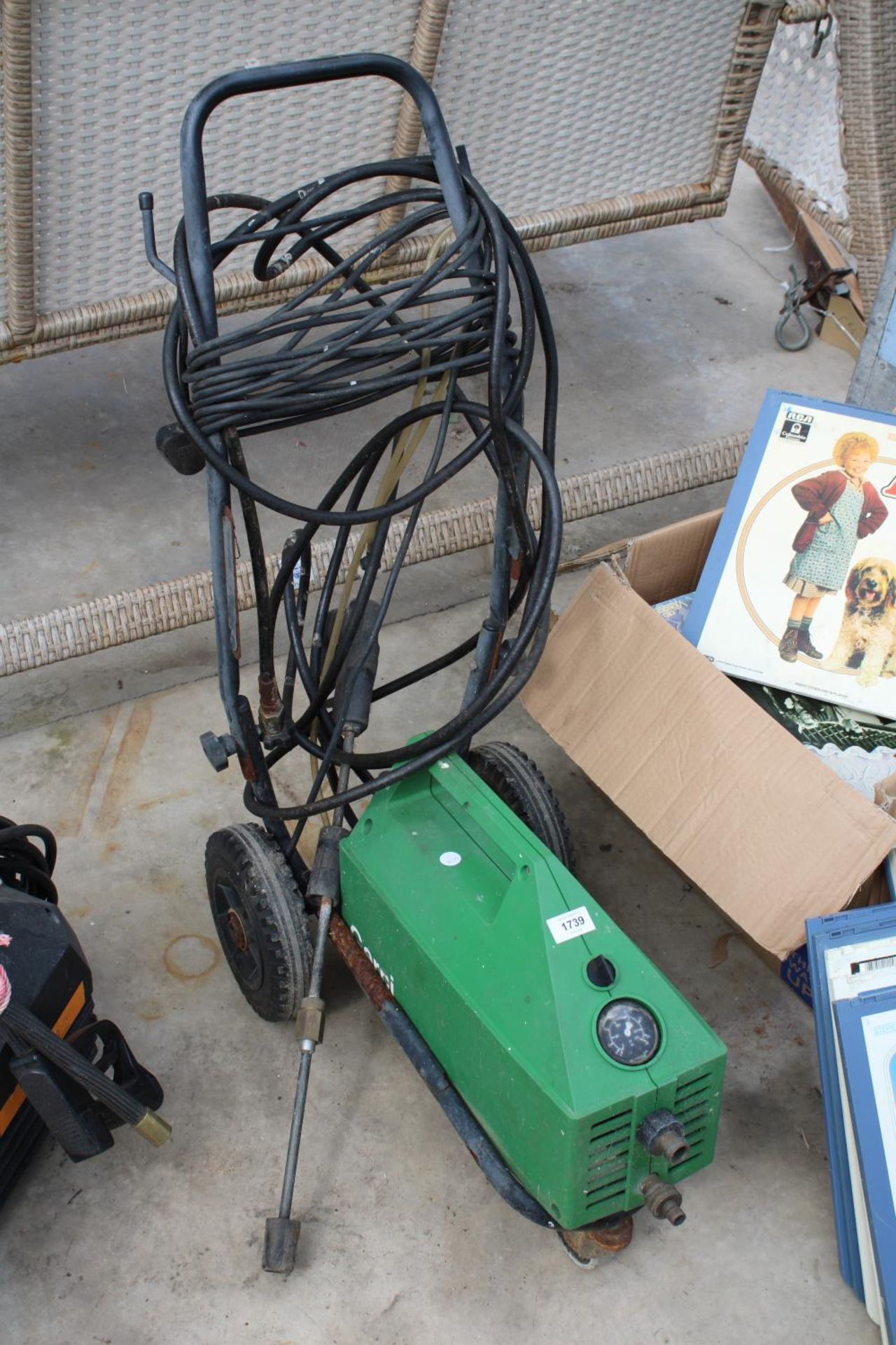 A GERNI ELECTRIC PRESSURE WASHER ON TWO WHEELED BASE - Image 3 of 3