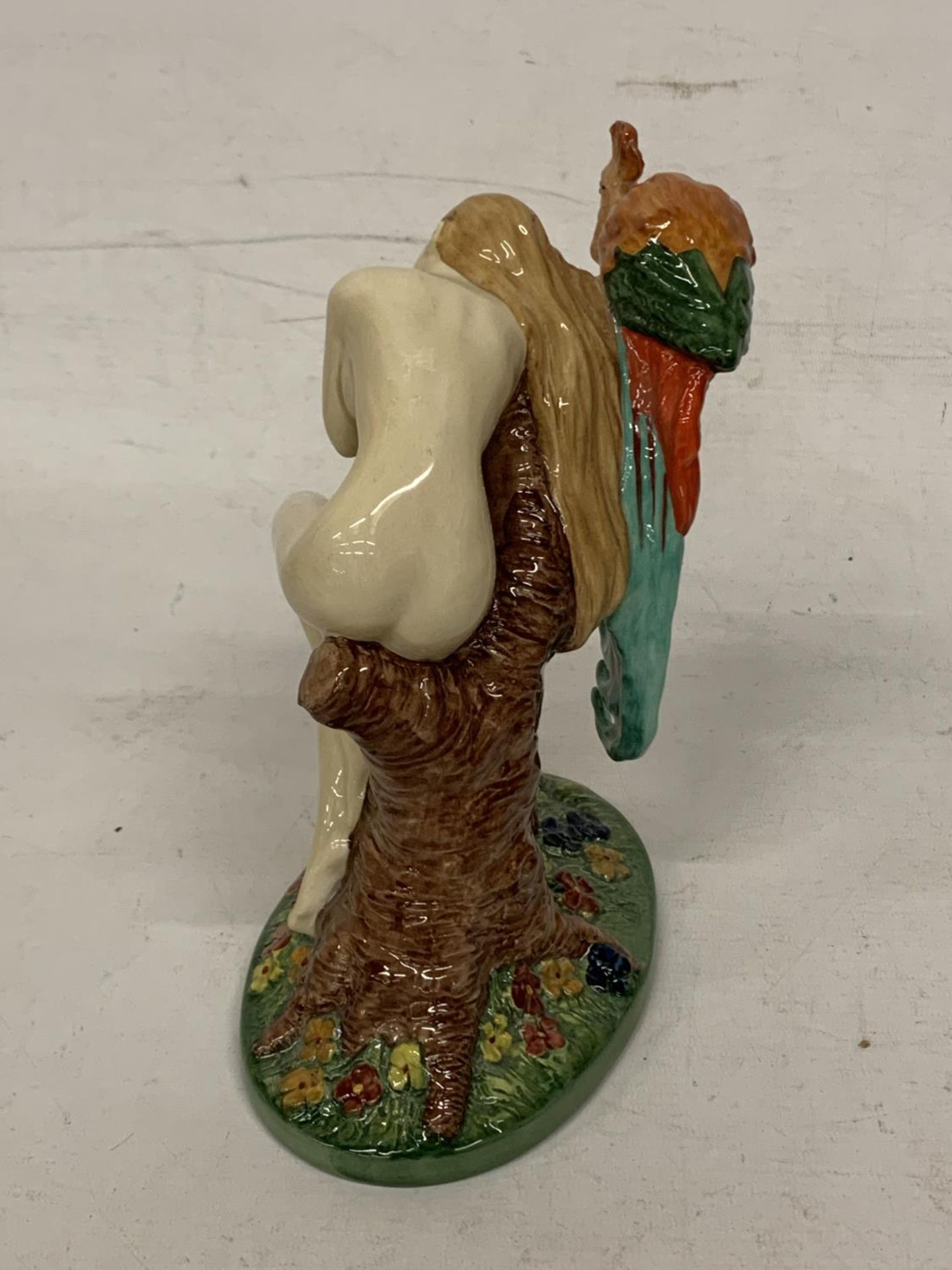 A LIMITED EDITION CARLTONWARE FIGURE "BIRD OF PARADISE" 68/600 - Bild 4 aus 5