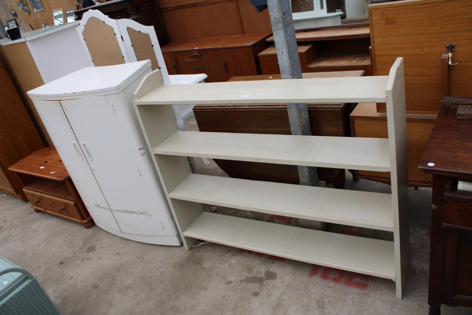 A PAINTED TWO DOOR CABINET WITH FOLD-OVER TOP AND GLASS INSET PANEL AND PAINTED 4 TIER OPEN