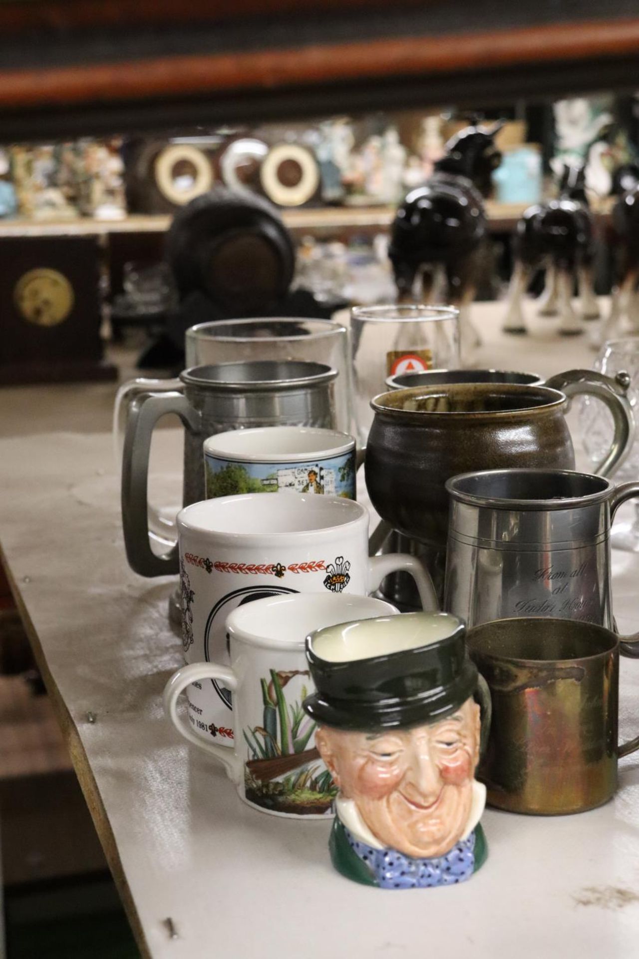 A QUANTITY OF ITEMS TO INCLUDE TANKARDS, TOBY JUGS, MUGS, STUDIO POTTERY, ETC - Image 6 of 6