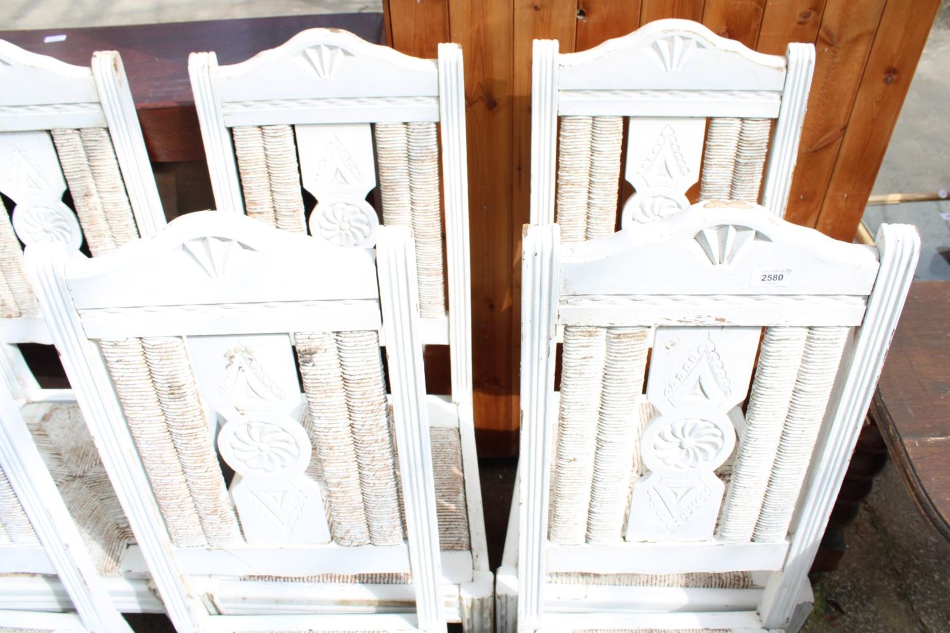 A SET OF SIX CHABBY CHIC DINING CHAIRS WITH RUSH SEATS AND BACKS - Image 3 of 3