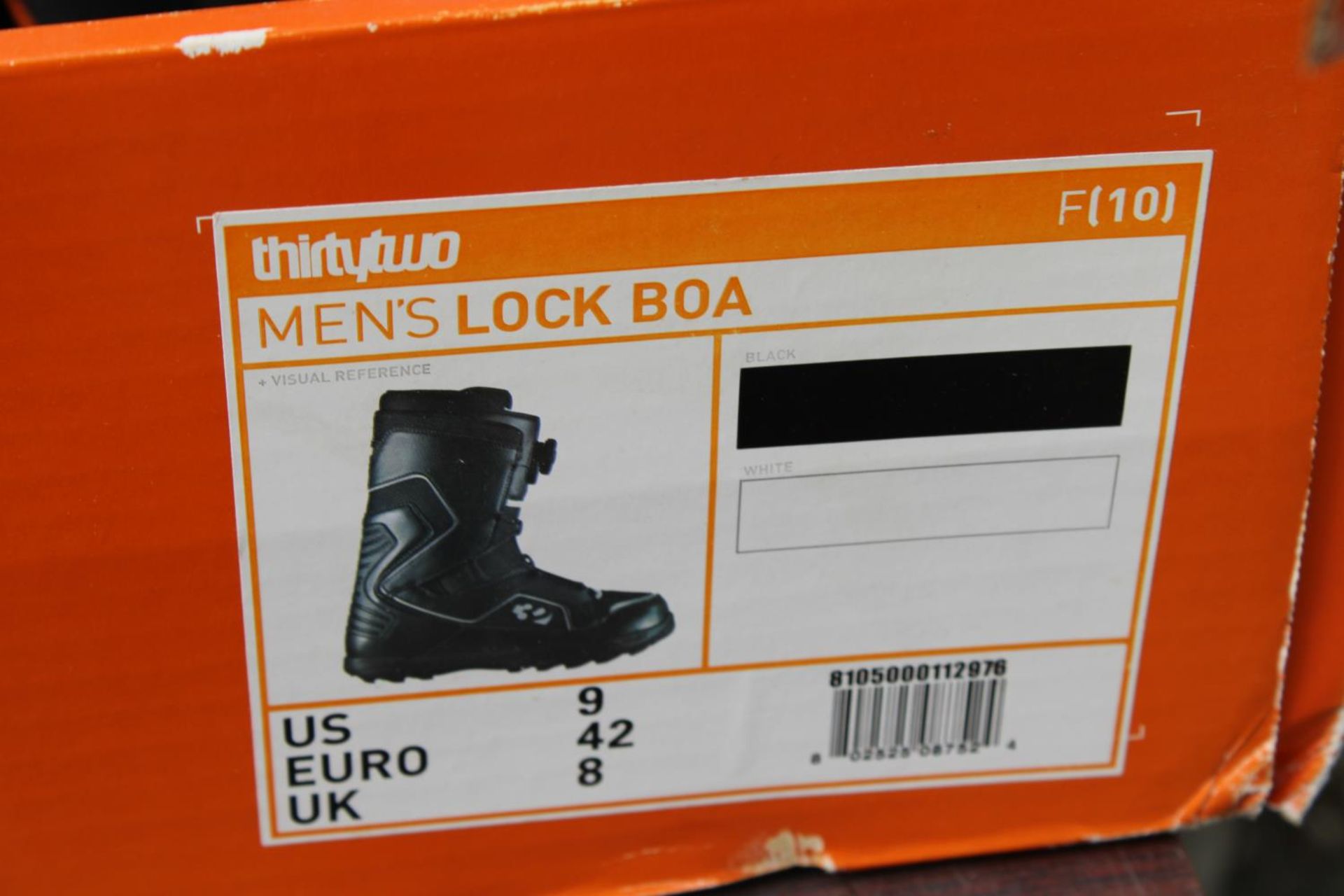A PAIR OF VANS SNOWBOARDING BOOTS (N.B BOX DOESN'T MATCH THE BOOTS) - Image 6 of 6