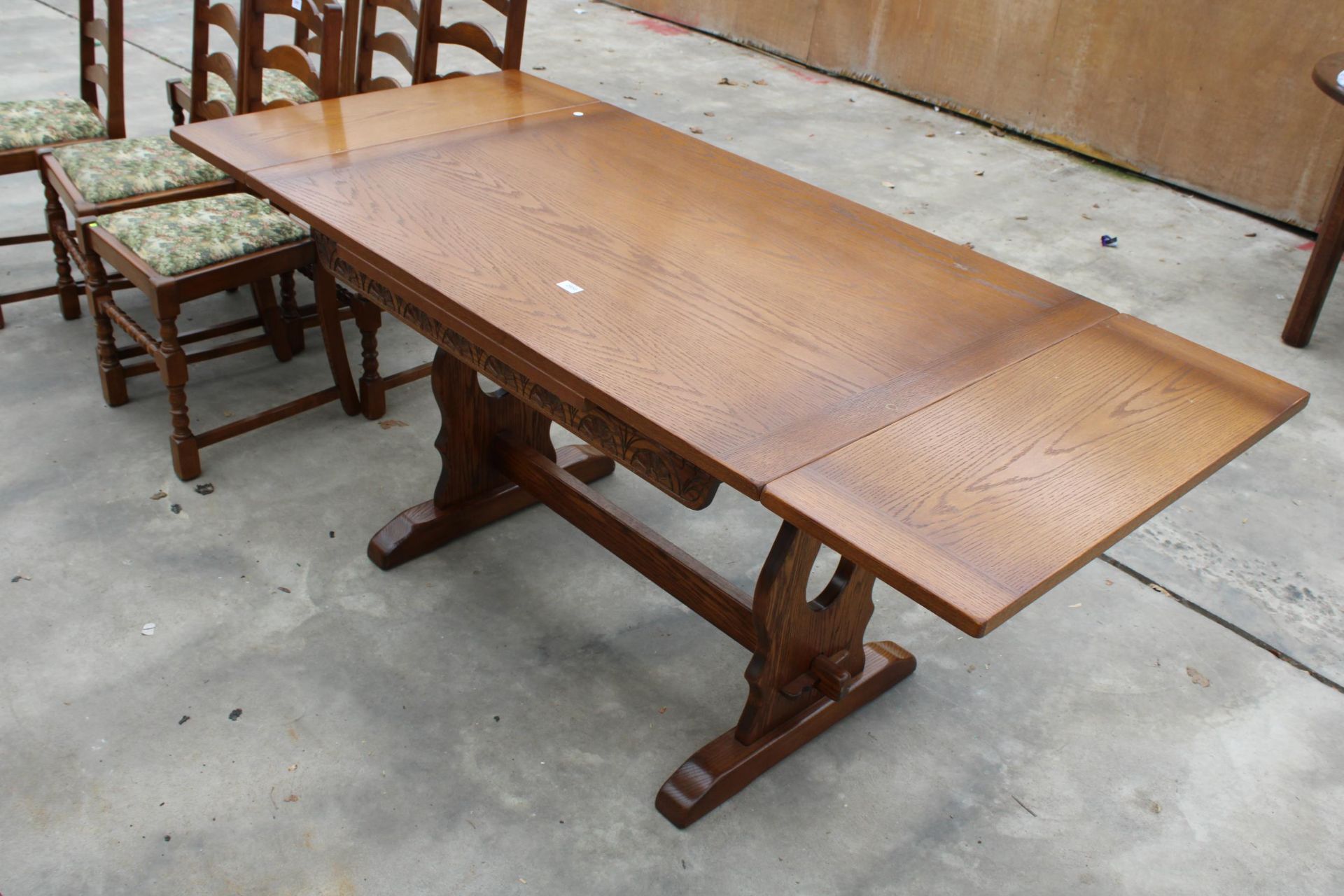 AN OAK JAYCEE REFECTORY STYLE DRAW-LEAF DINING TABLE, 48 X 32 INCHES (LEAVES 12 INCHES EACH) - Image 3 of 4