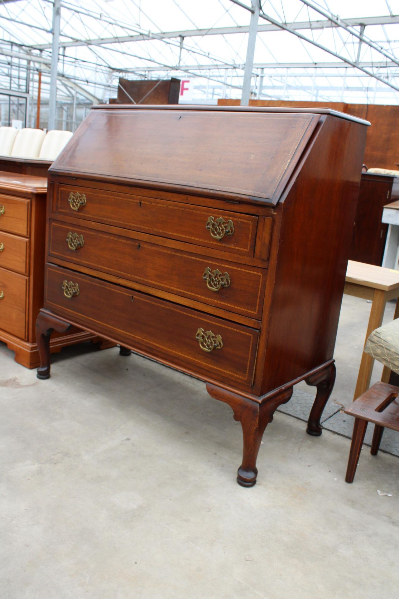 AN EDWARDIAN MAHOGANY AND INLAID BUREAU ON CABRIOLE LEGS, 36 INCHES WIDE - Image 2 of 5