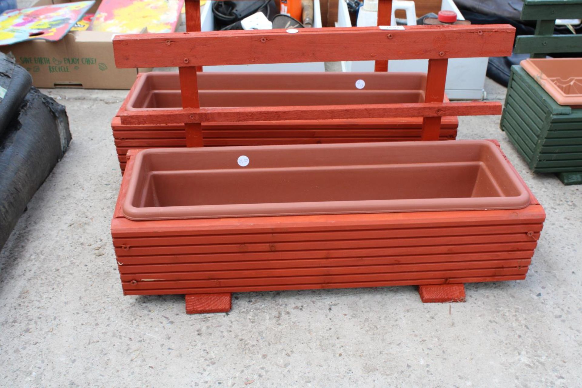 TWO WOODEN TROUGH PLANTERS WITH PLASTIC LINERS - Image 2 of 2