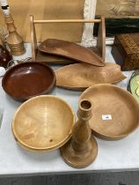 SEVEN ITEMS OF HANDCRAFTED WOOD BY GORDON WARR WITH LETTER OF PROVENANCE TO INCLUDE BOWLS,