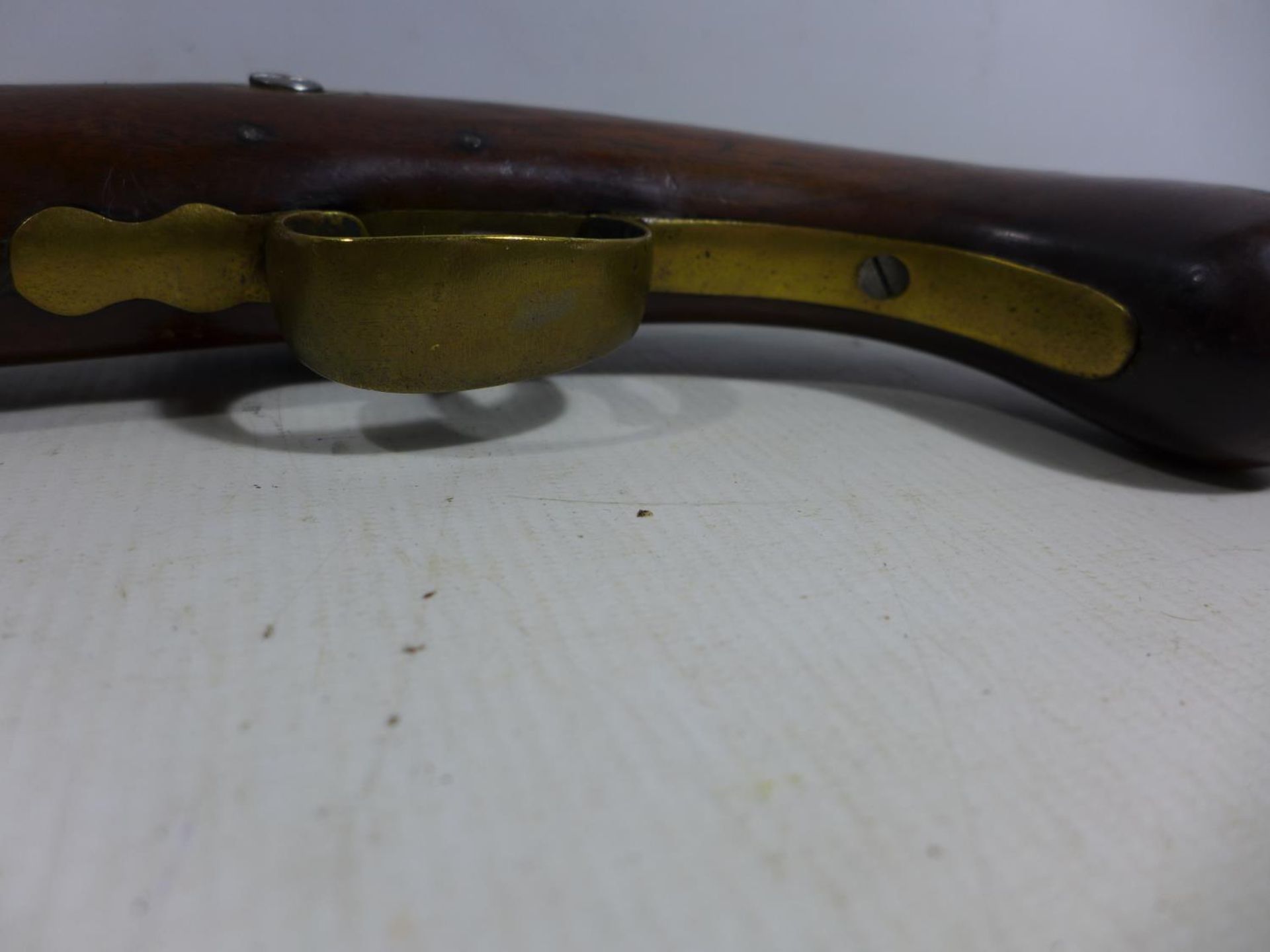 A 19TH CENTURY PERCUSSION CAP 70 CALIBRE MILITARY SERVICE PISTOL, 24CM BARREL WITH PROOFS MARKS, THE - Image 6 of 9