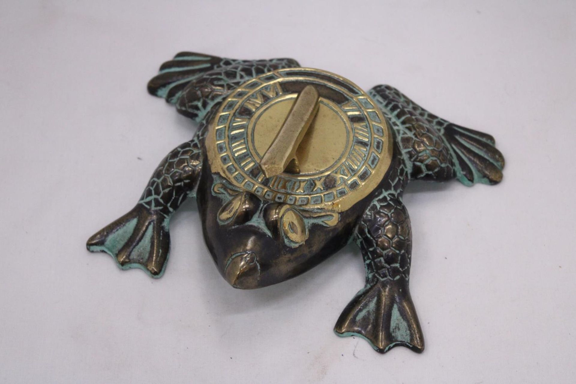 A VERY HEAVY LARGE BRASS AND BRONZE FROG SUNDIAL