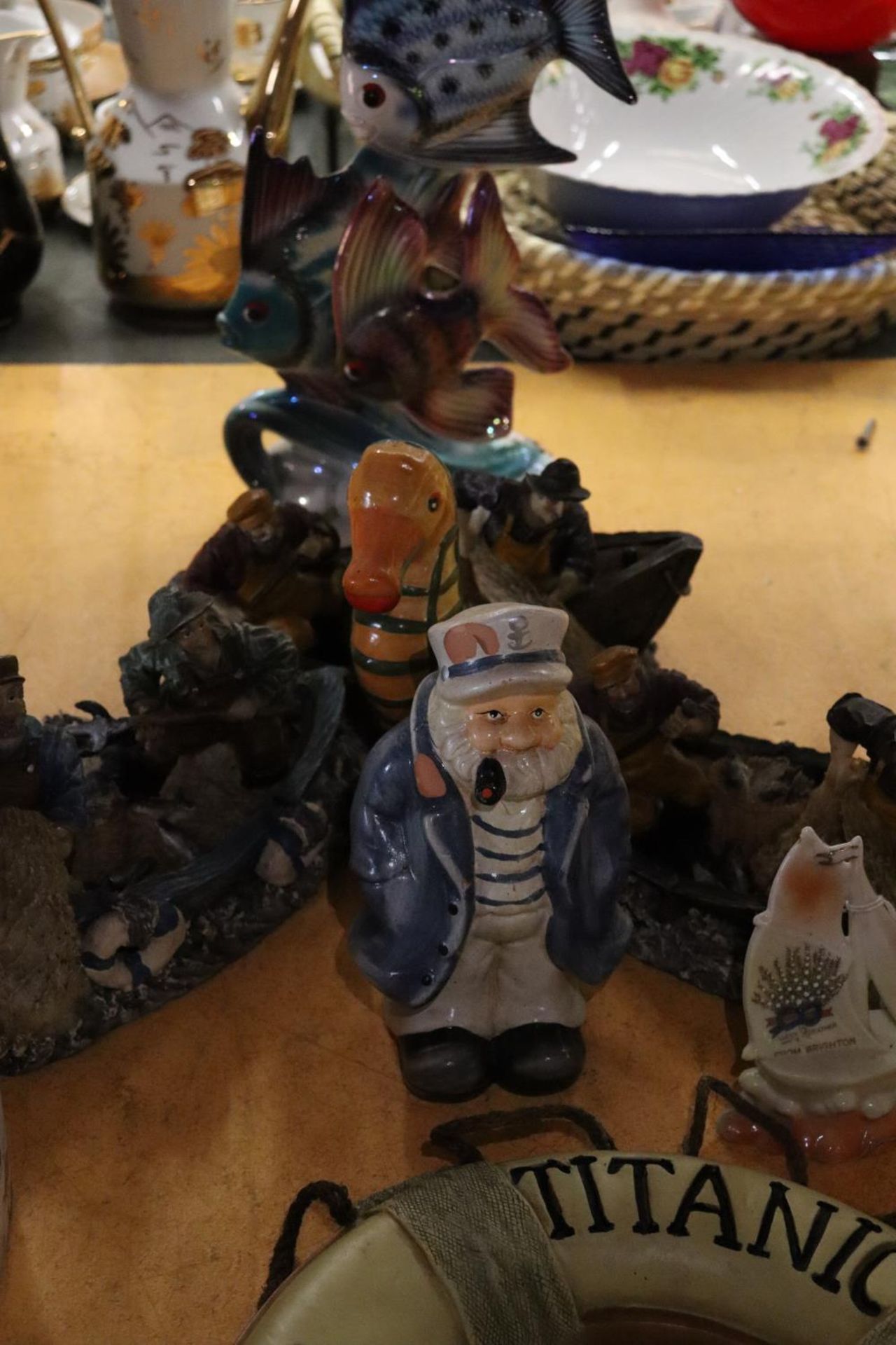 A COLLECTION OF NAUTICAL THEMED FIGURES - Image 3 of 6