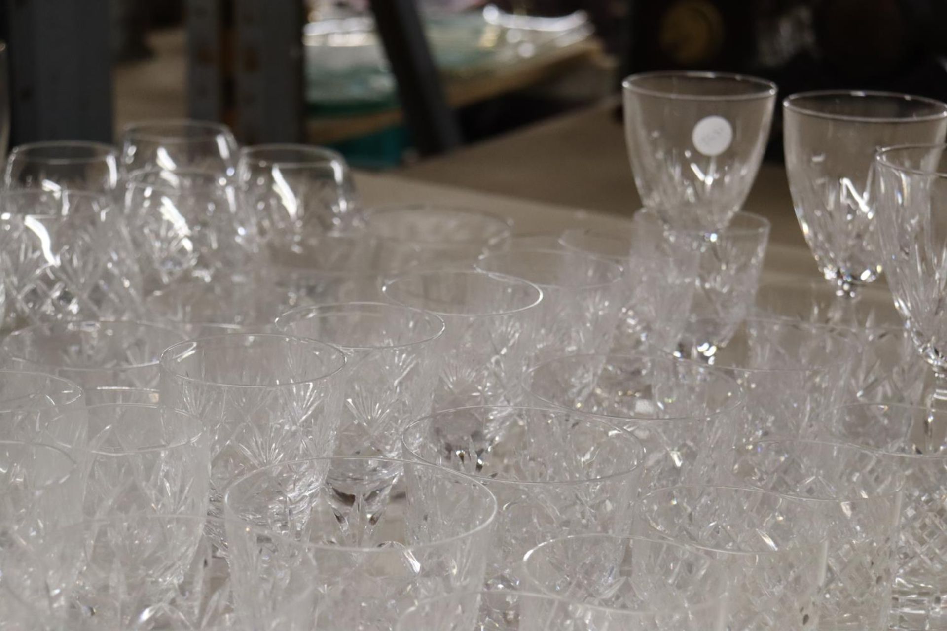 A LARGE QUANTITY OF DRINKING GLASSES TO INCLUDE BRANDY, SHERRY, WHISKEY, ETC., - Image 6 of 6