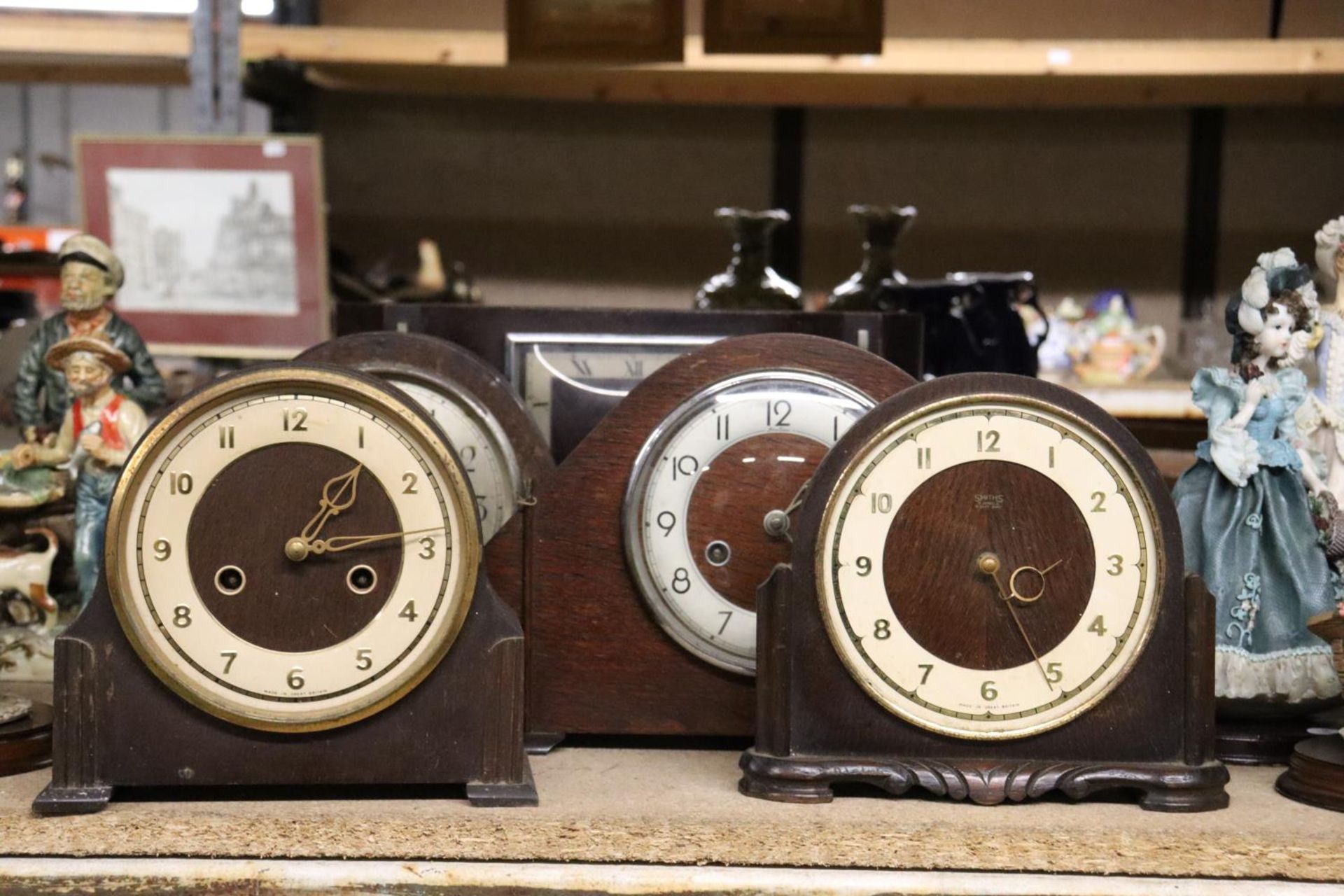FIVE MAHOGANY AND OAK FRAMED VINTAGE MANTLE CLOCKS, TO INCLUDE SMITHS