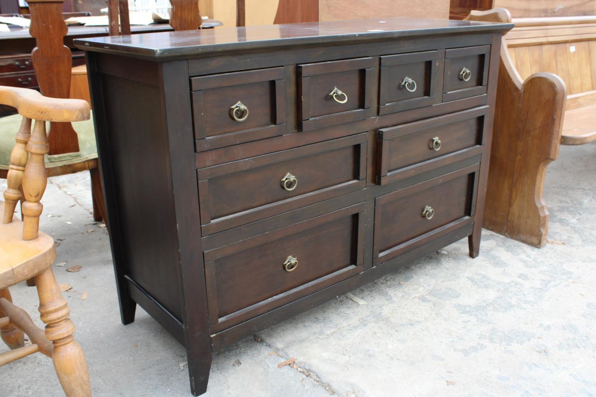 A MODERN HARDWOOD SIDEBOARD ENCLOSING 4 SHORT AND 4 LONG DRAWERS, 47" WIDE - Image 2 of 2