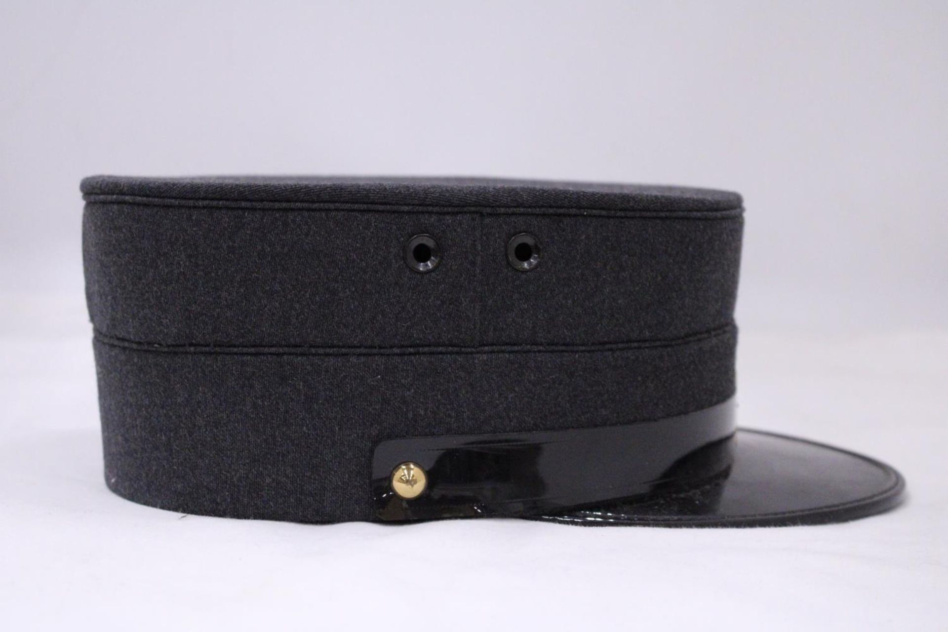 A VBZ KEPI - IN GOOD CONDITION - Bild 4 aus 5