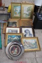 AN ASSORTMENT OF FRAMED PICTURES AND PRINTS