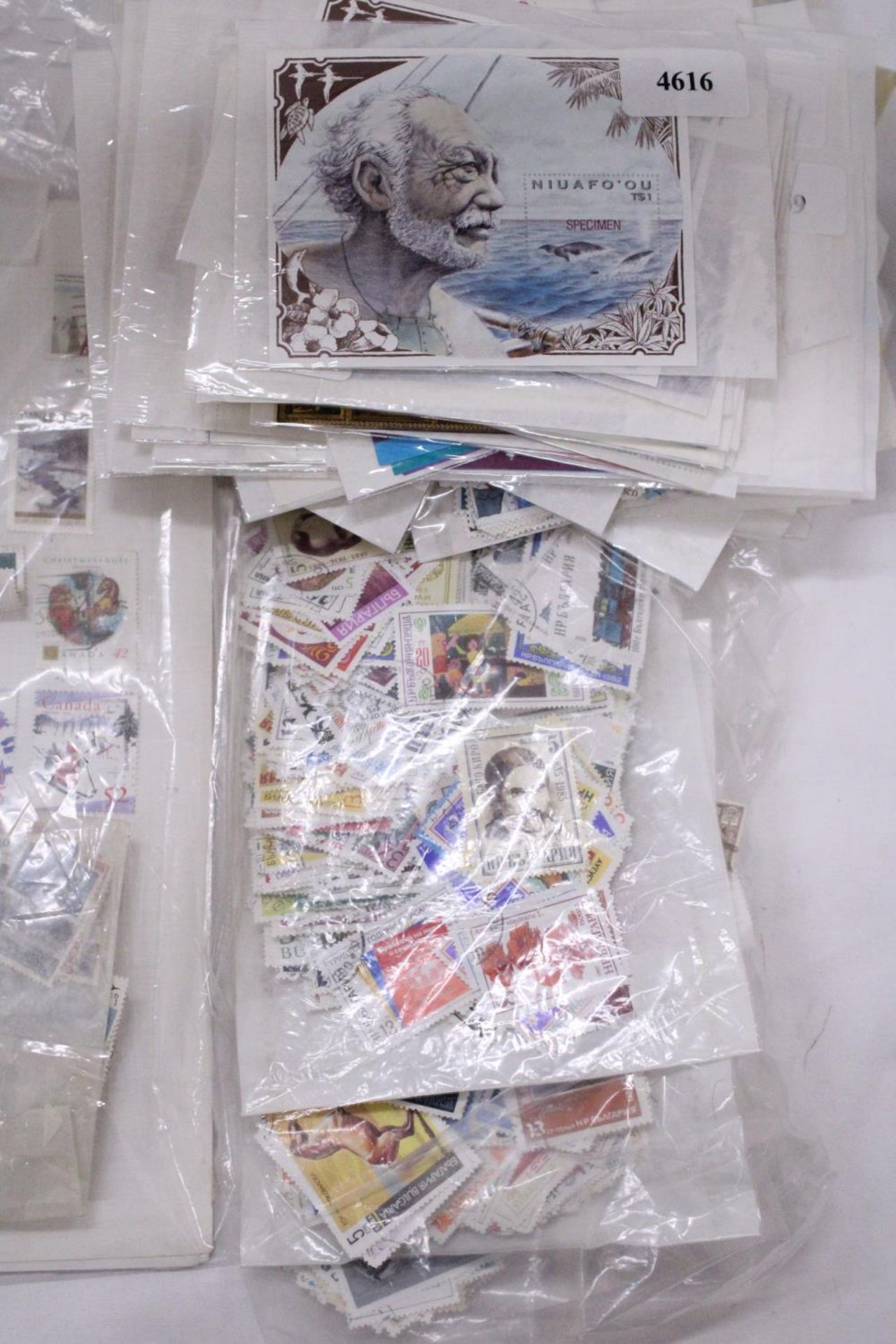 A LARGE BAG OF STAMPS IN PACKETS - Image 3 of 6