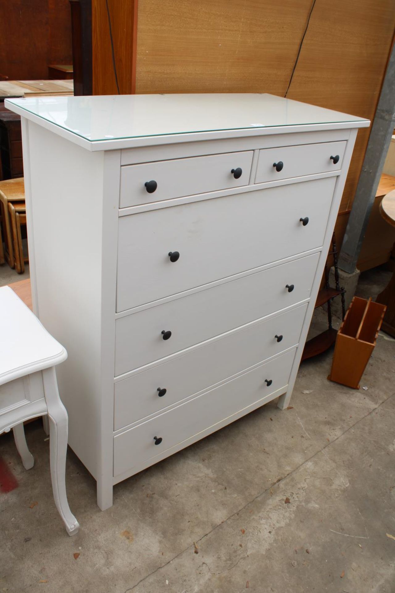 A MODERN WHITE IKEA CHEST OF 2 SHORT AND 4 LONG DRAWERS 42" WIDE