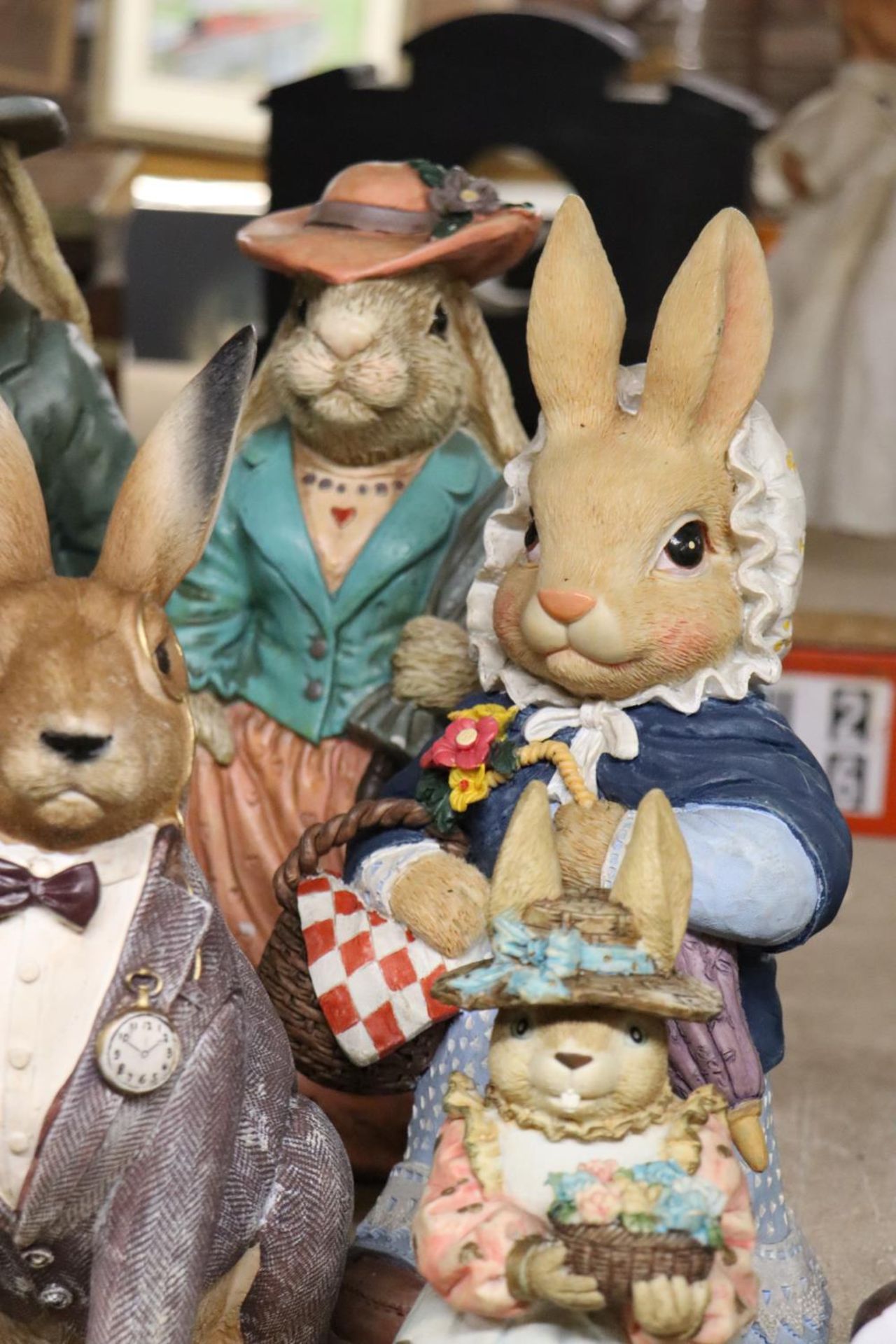 SIX LARGE RABBIT FIGURES TO INCLUDE BUSY BUNNIES BY REGENCY FINE ARTS - Image 2 of 7