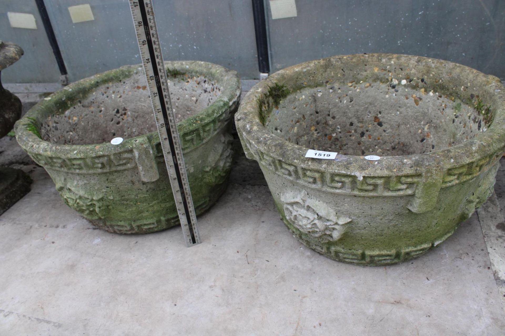 A PAIR OF CIRCULAR RECONSTITUTED STONE BOWL PLANTERS (D:44CM) - Image 3 of 3