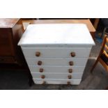 A MODERN WHITE PAINTED CHEST OF 5 DRAWERS, 30" WIDE