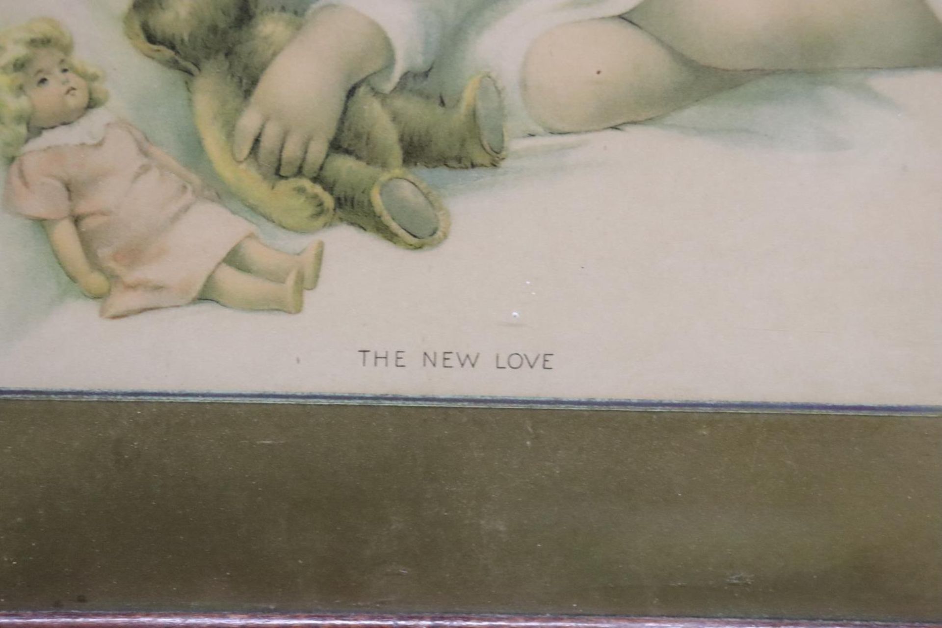 A FRAMED VINTAGE PRINT TITLED "THE NEW LOVE" - Image 3 of 4