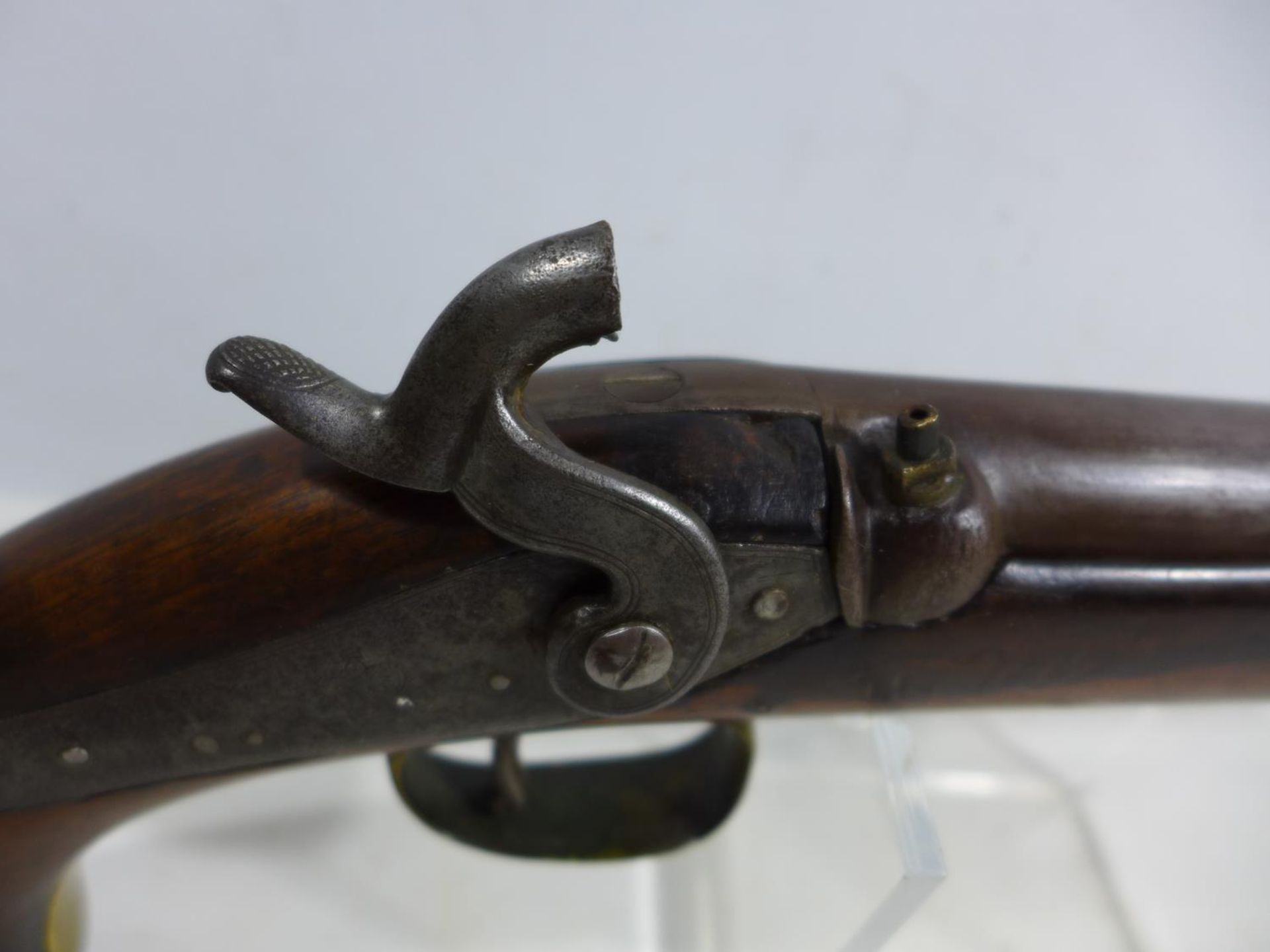 A 19TH CENTURY PERCUSSION CAP 70 CALIBRE MILITARY SERVICE PISTOL, 24CM BARREL WITH PROOFS MARKS, THE - Image 3 of 9