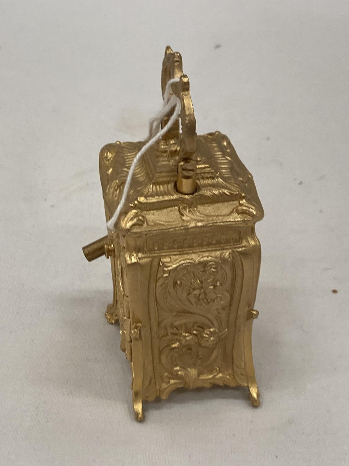 A MINIATURE GILDED FRENCH CLOCK WITH KEY HEIGHT 3.5" SEEN WORKING BUT NO WARRANTY - Image 2 of 6
