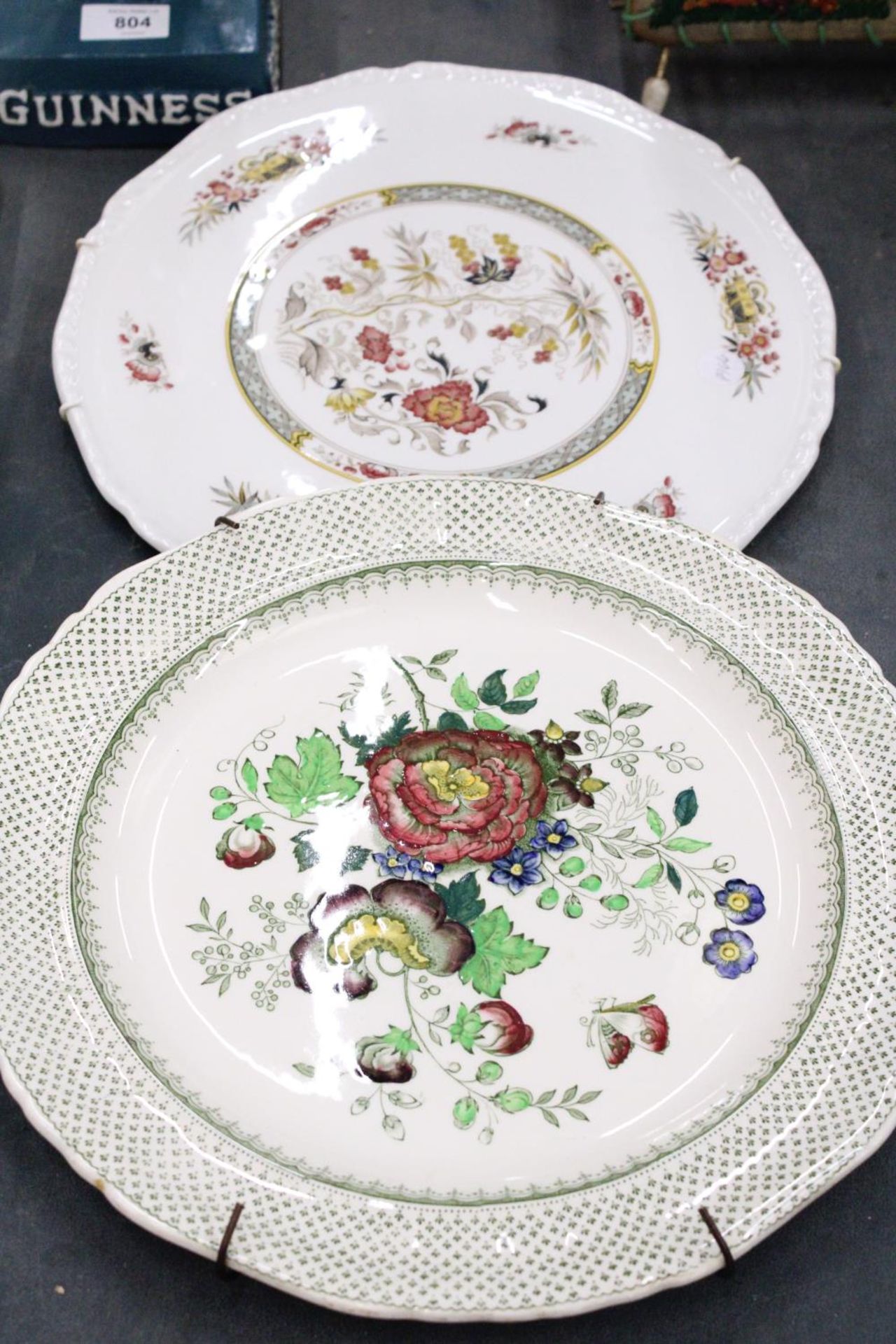 TWO LARGE PLATES TO INCLUDE MASON'S 'PAYNSLEY', DIAMETER 32CM AND ADAMS 'JEDDO', DIAMETER 32CM