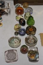 A LARGE QUANTITY OF PAPERWEIGHTS