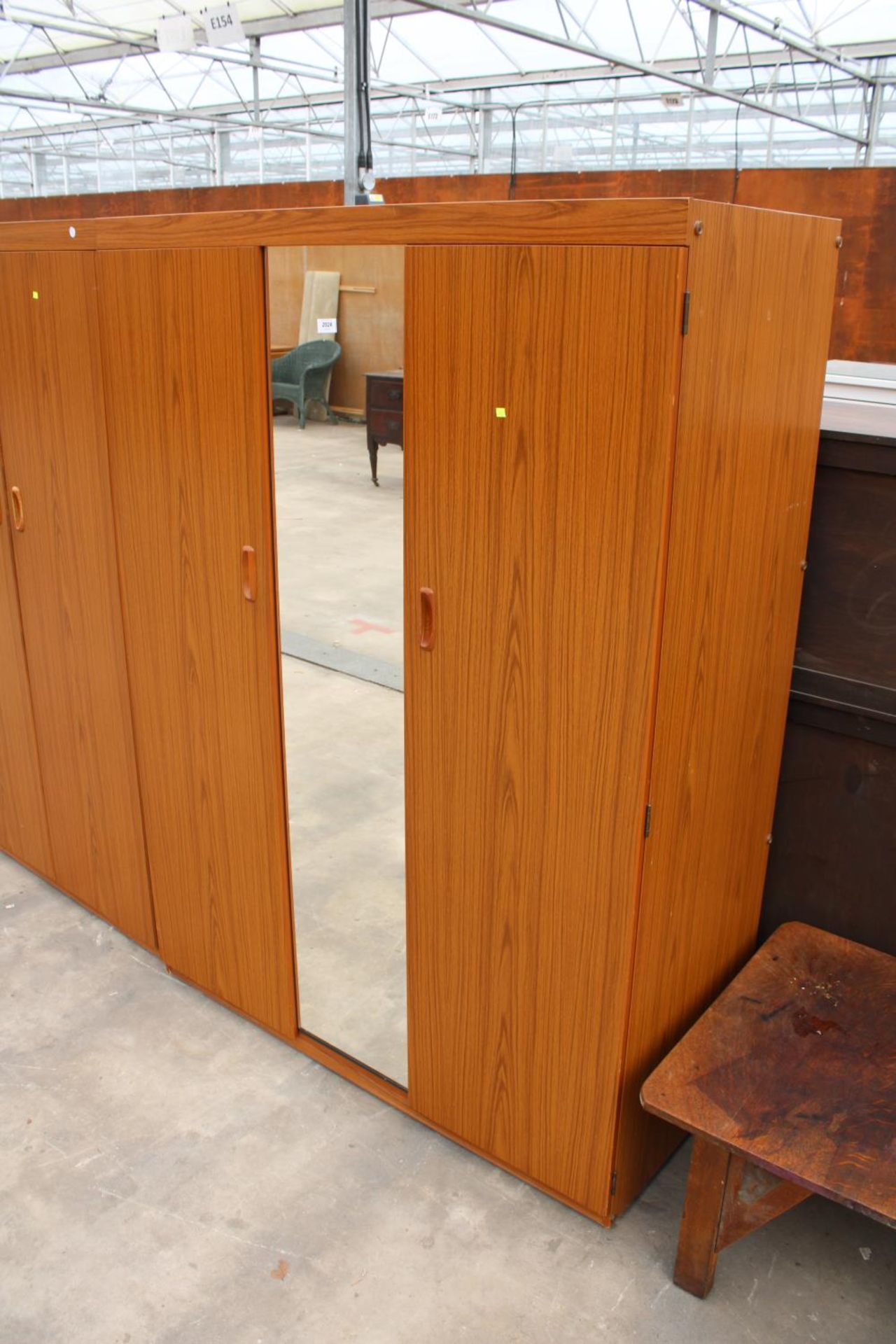 A RETRO SCHRIEBER TWO DOOR WARDROBE WITH MIRRORED CENTRAL SECTION, 47.5" WIDE - Image 2 of 4