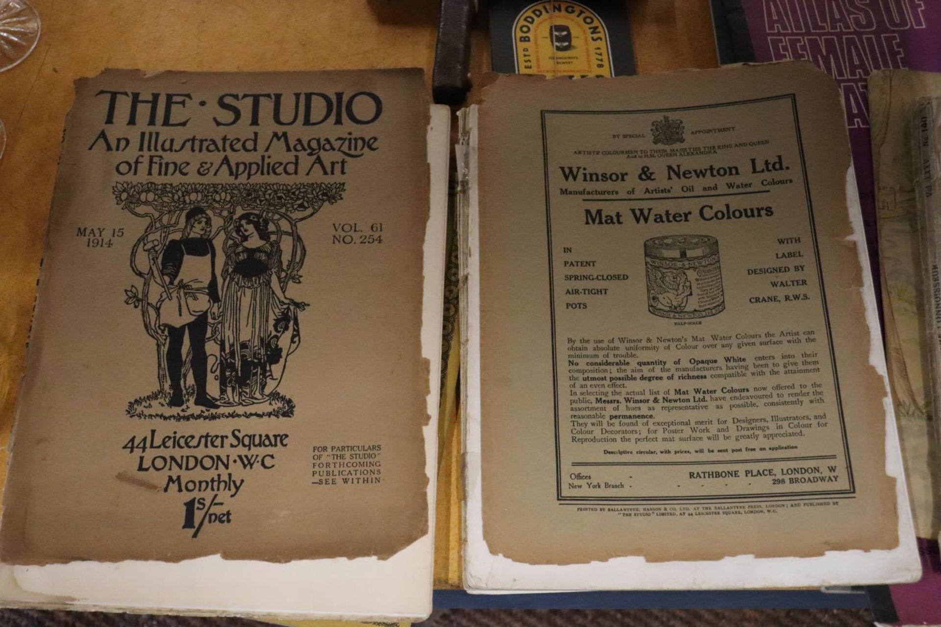 A 1914 COPY OF 'THE STUDIO' MAGAZINE, A SOUVENIR COPY OF 'THE CONNOISSEUR', THE VISIT OF KING GEORGE - Bild 4 aus 4