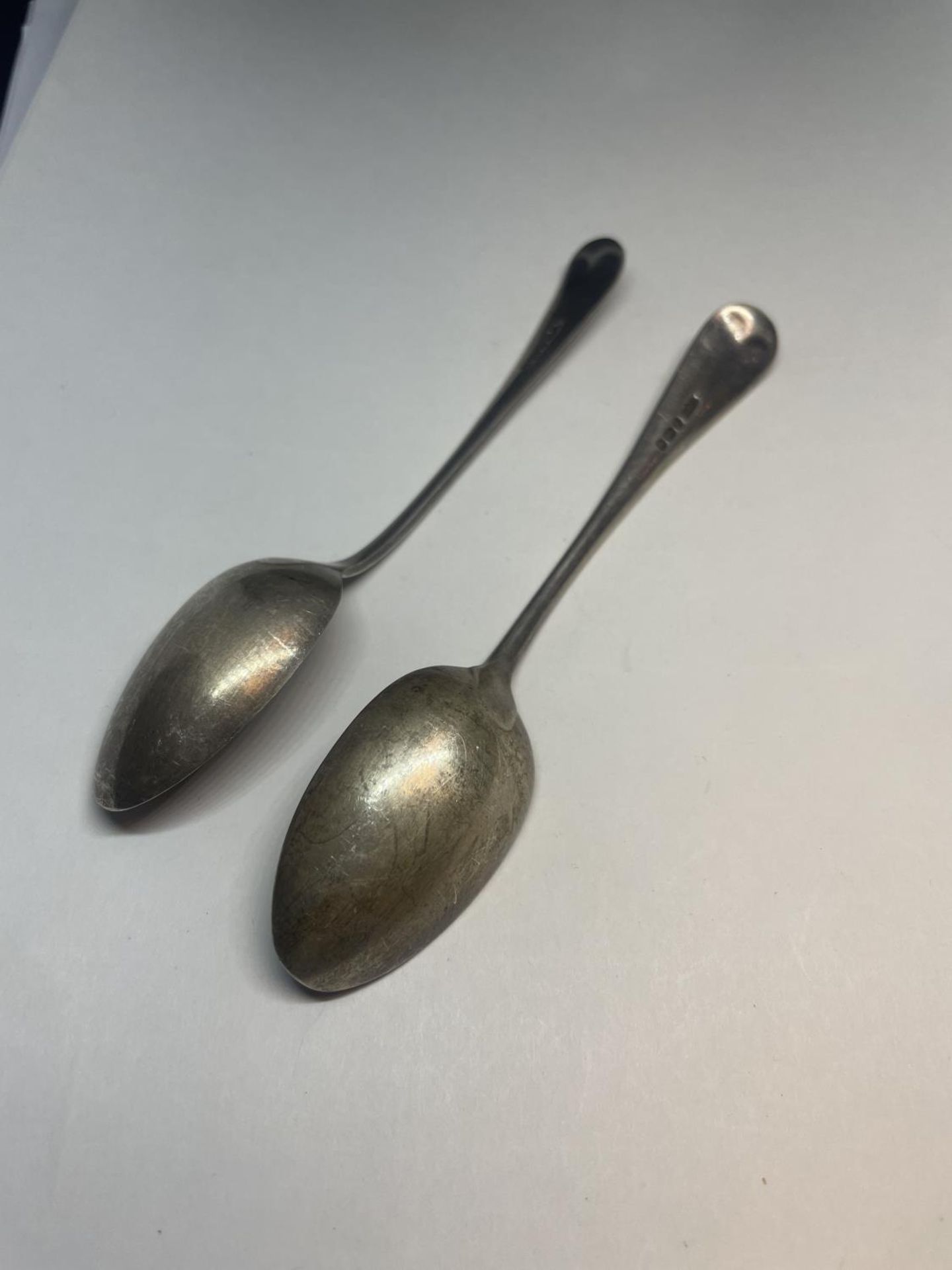 TWO HALLMARKED SHEFFIELD SILVER SPOONS GROSS WEIGHT 47.4 GRAMS - Image 2 of 3