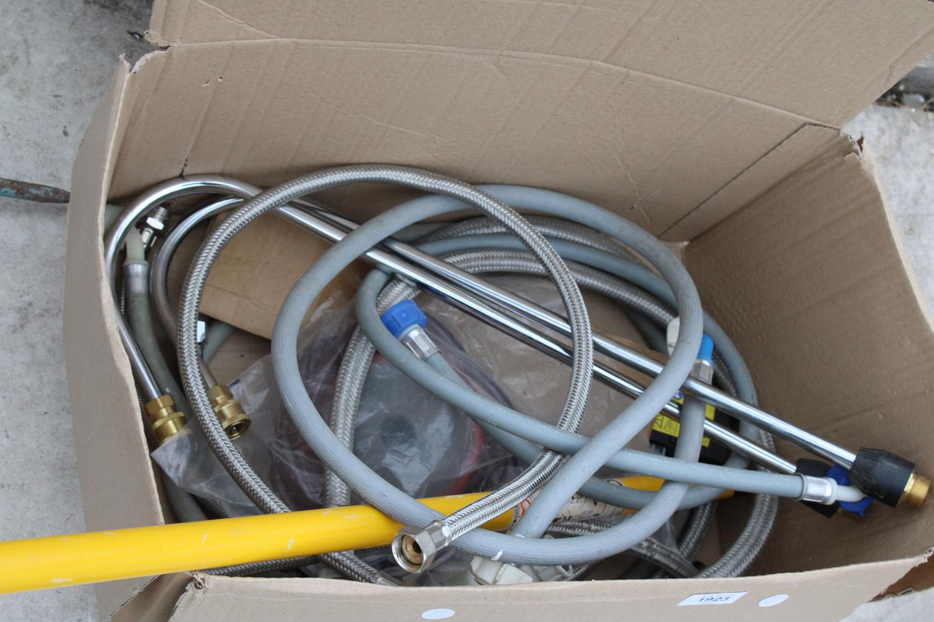 AN ASSORTMENT OF PLUMBING SPARES AND SIX DRAINING RODS - Image 2 of 2