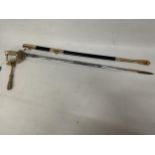 A MINT CONDITION GOOD QUALITY QUEEN ELIZABETH II NAVAL OFFICERS SWORD AND SCABBARD - 78CM BLADE WITH