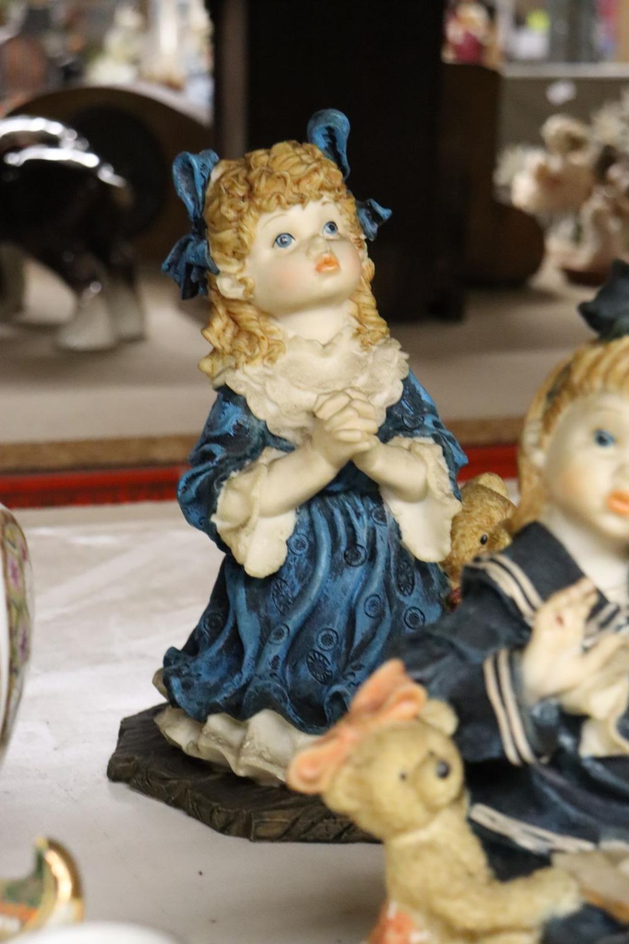 FOUR "BOYDS YESTERDAYS CHILD" DOLLSTONE COLLECTION STYLE FIGURES - Image 5 of 5